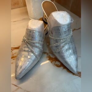 Elegant Silver Iridescent Women's Mules 8.5 New